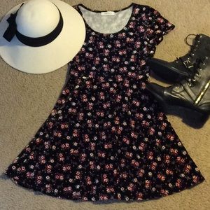 Annianna Floral Dress